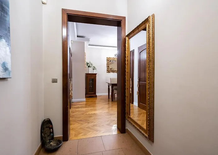 Casa Lu فيلة بوخارست